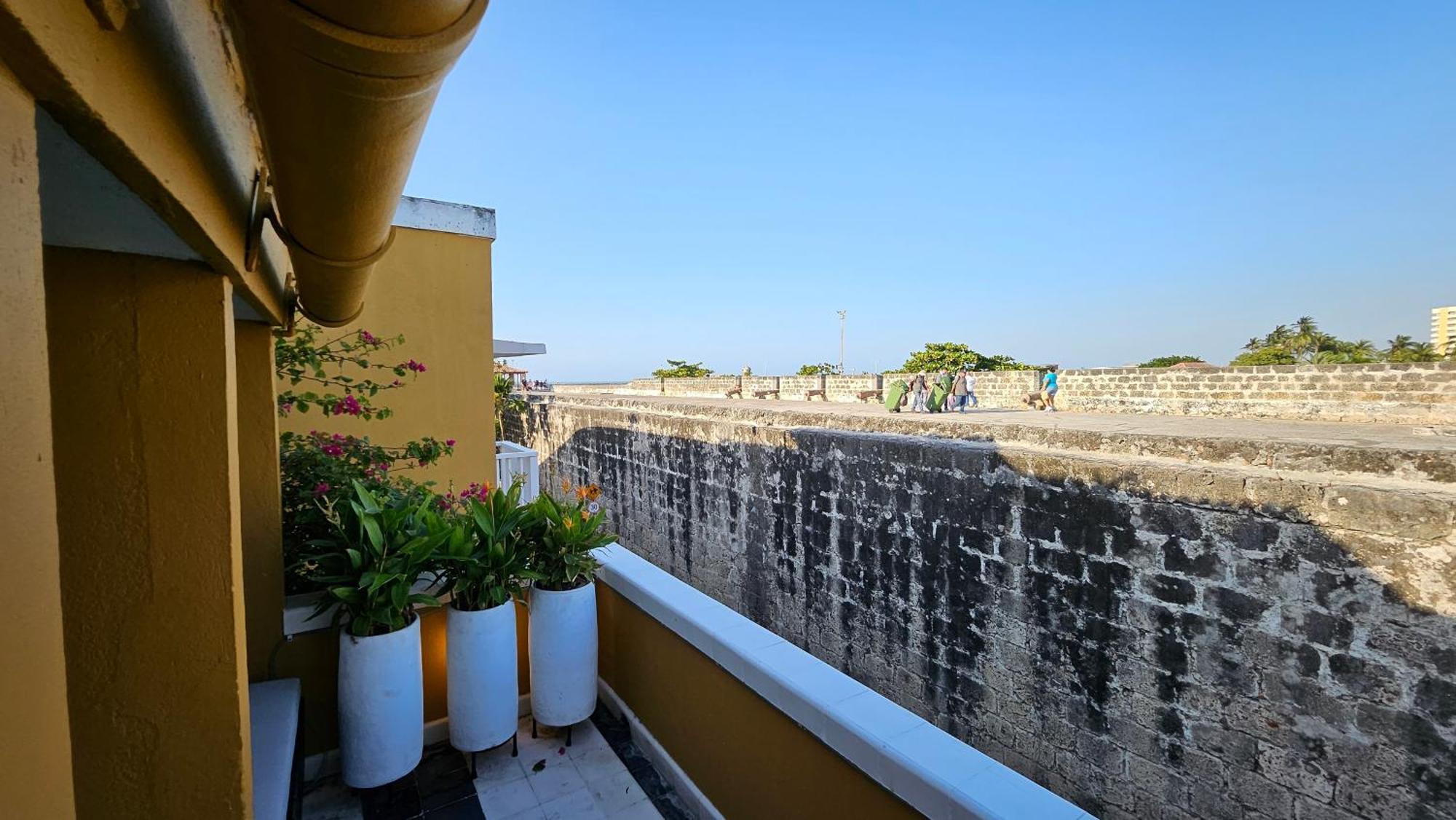 Apartamento Duplex Vista Al Mar Y Murallas Nuevo En La Ciudad Amurallada Apartment Cartagena Exterior photo